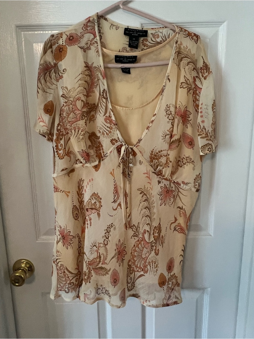 Separates by New York City Design Cream Floral Tie-Front V-Neck Blouse.